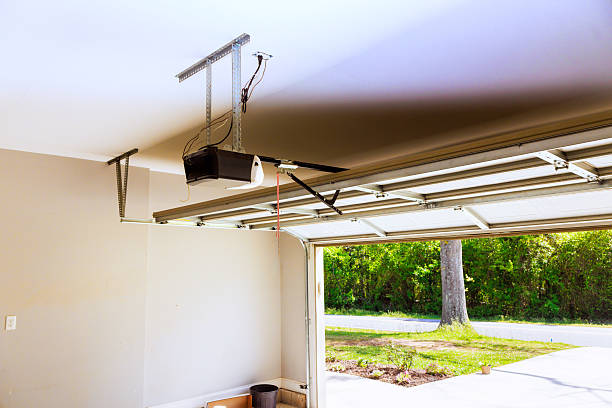 Top rated local Garage Door Roller Replacement specialists in District Heights, MD